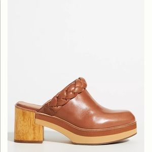 Bernardo Saffia Clogs